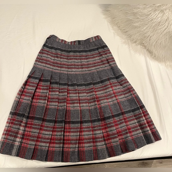 Vintage Pendleton Plaid Pleated Wool Skirt - Picture 3 of 4